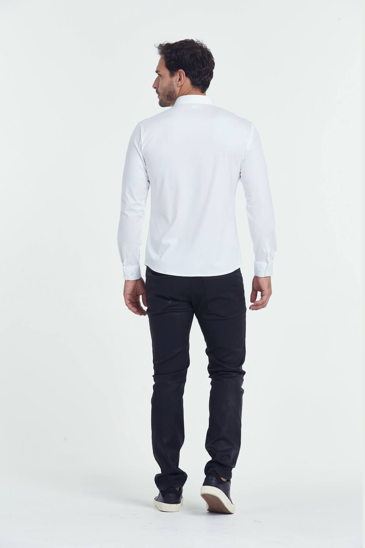 Thuvor Men’s Dress Shirt – Elegant, Timeless & Premium Everyday Style